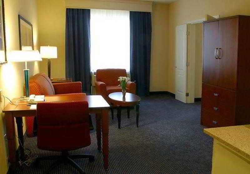 Courtyard Raleigh Crabtree Valley חדר תמונה